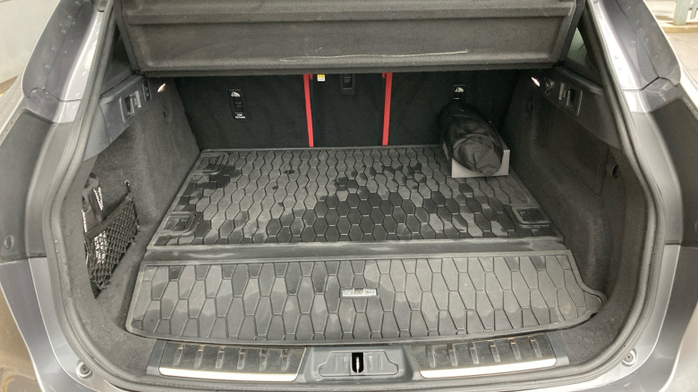 Jaguar F-Pace 2.0 P400e R-Dynamic SE 5dr Auto AWD Estate